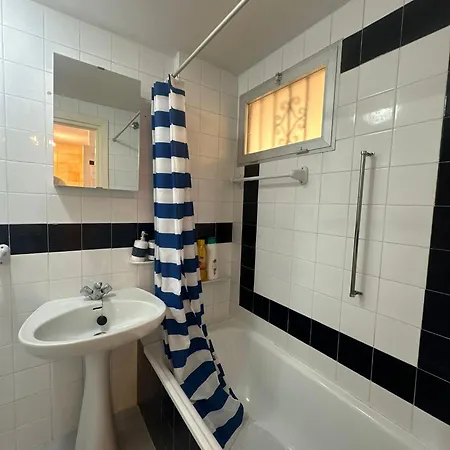 Jupiter Apartment *